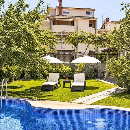 Ein Im Zweirosen By Interhome