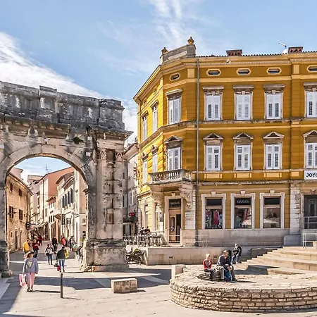 Ein Im Zweirosen By Interhome Apartmán Fažana